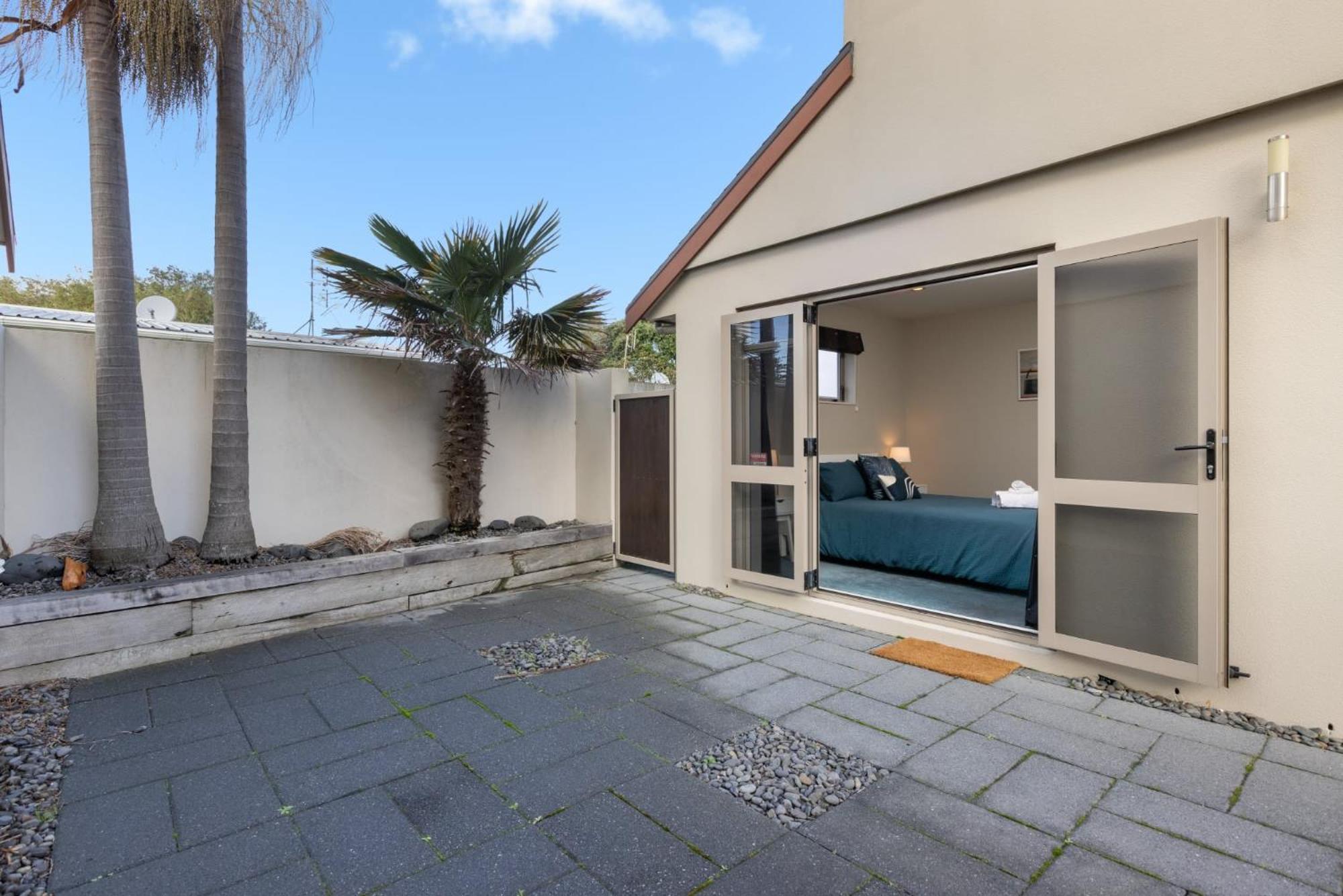 Muricata Beach House Маунт Маунгануи Екстериор снимка